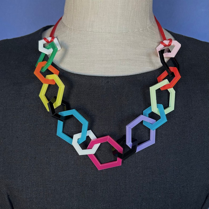 Multi-colour modern geometric acrylic chain necklace. image 2
