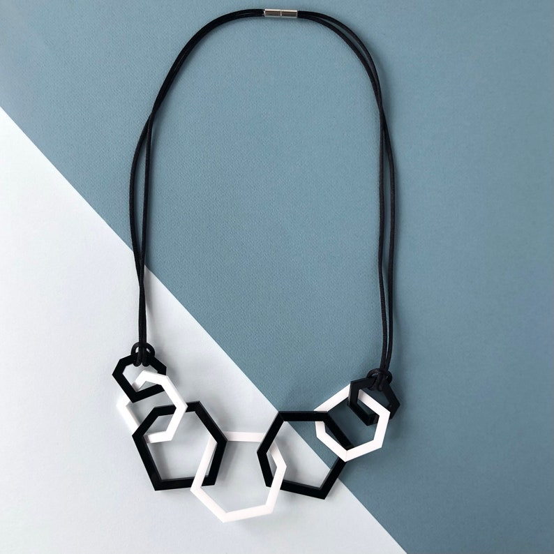 Black and white modern geometric mid-length necklace. image 3