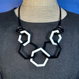 Black and white modern geometric mid-length necklace. image 2