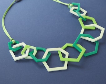 Muligreen modern geometric stylish acrylic necklace.
