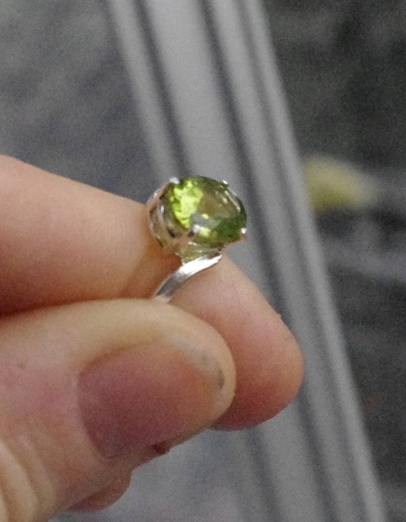 size 7 12 Natural Oval Peridot on Sterling Silver Ring large peridot