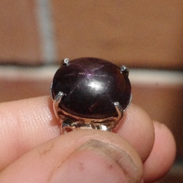 Gorgeous Star Garnet in Sterling Silver Ring