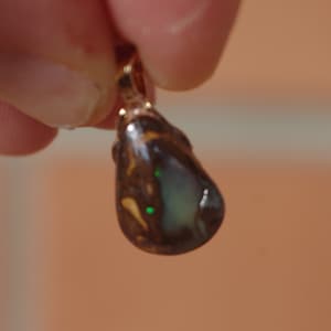 Beautiful Australian Boulder opal pendant