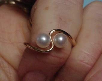 Natural White Freshwater Pearls in Solid 10ct Gold Ring