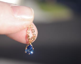 Natural blue Sapphire in 14kt gold fill pendant