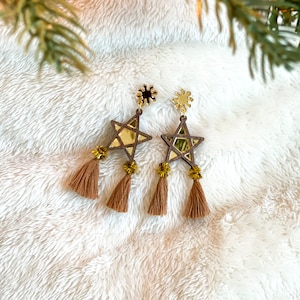 Filipino Parol Earrings in Gold Mirror, © 2020