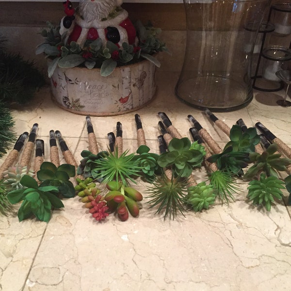 One faux Succulent pen/ faux succulent pens/ faux succulent gel pens / succulent decor/ office succulents/ office decor / gift for coworker