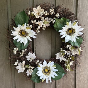 White sunflower wreath large front door wreath mantle decor farmhouse sunflower decor spiral sunflower wreath fall new home front door gift