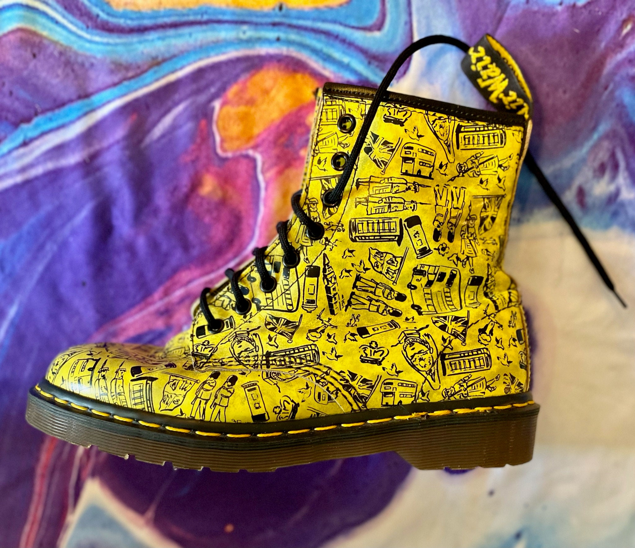 Dr. Martens 1460 London Scenes Boots - Vintage/Yellow (Rare)