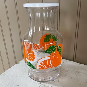 Anchor Hocking juice carafe with lid