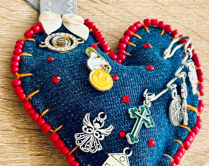 Featured listing image: Bendecido Corazón