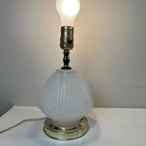 Vintage Milk Glass Diamond Pattern Lamp; Vintage Working Table Lamp
