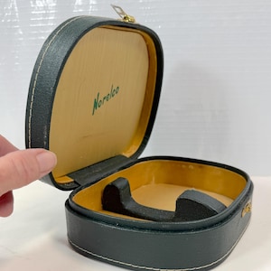 Vintage Green Faux Leather Empty Norelco Box; Preowned READ DESC