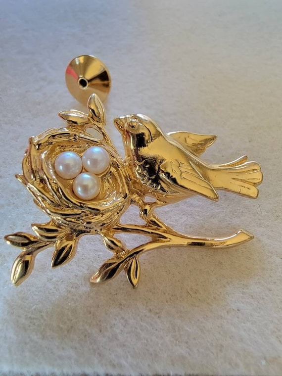 Brooch Bird and Nest, Brooch Pin Bird with Bird Ne