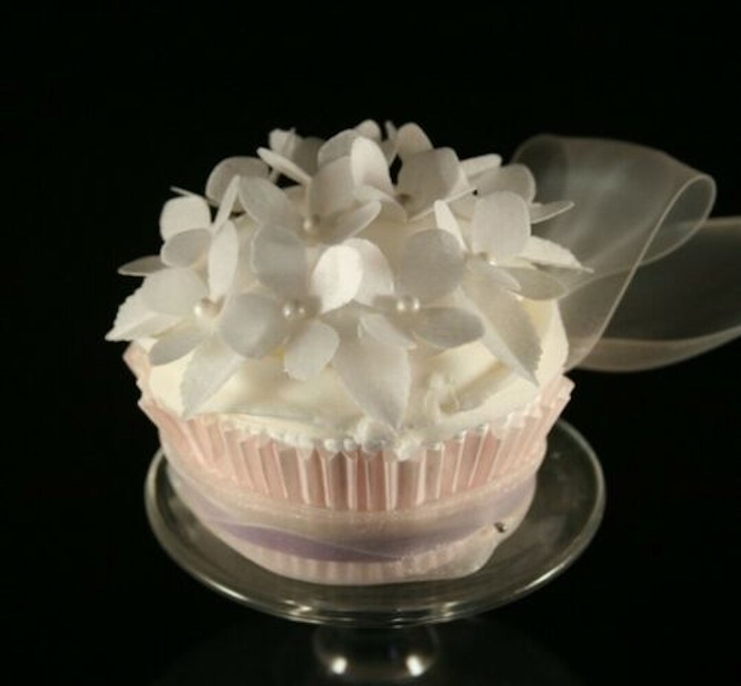 100 PCS Set Professional Edible Wafer Flowers 4 Birthdays Anniversary