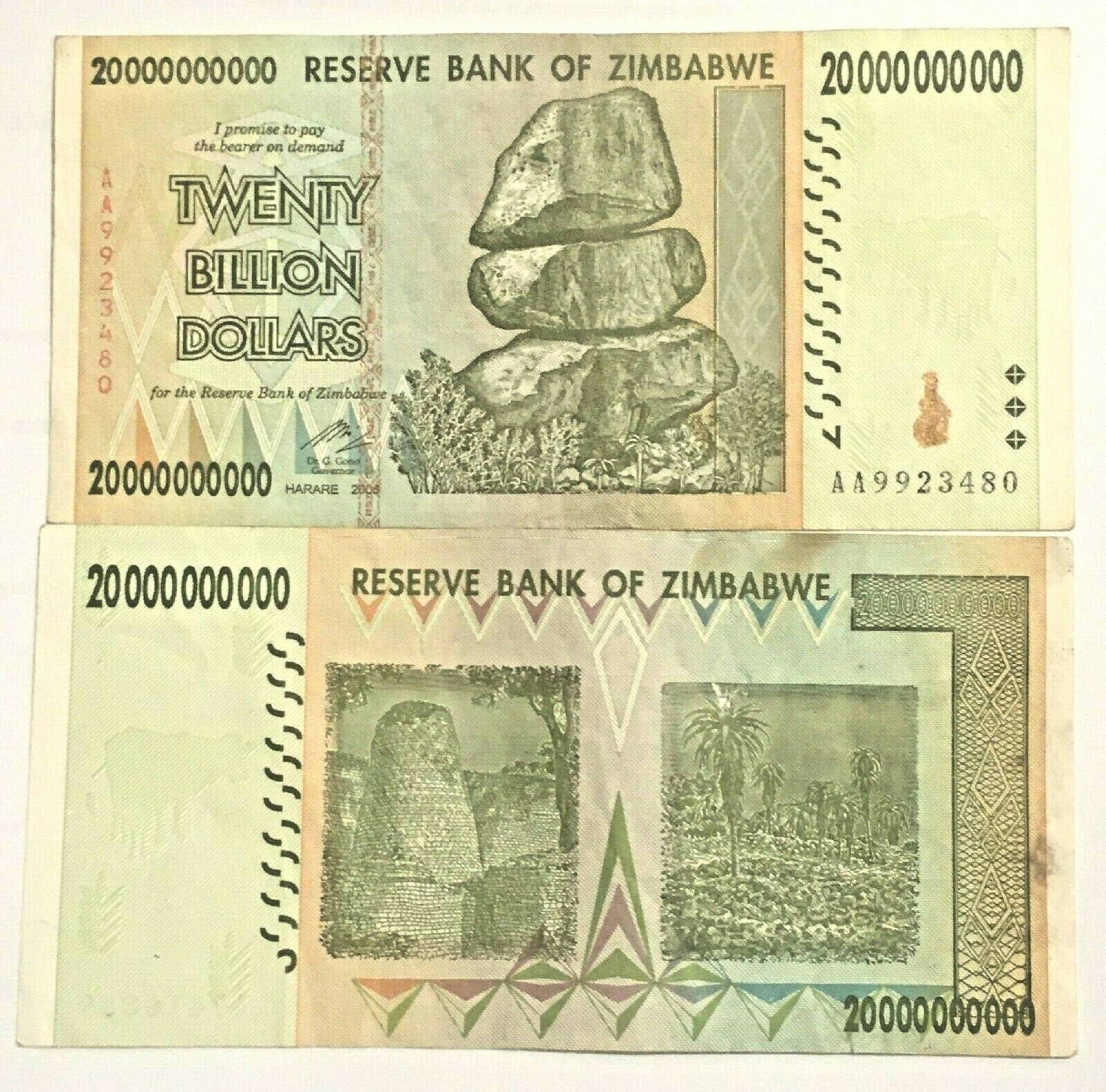 1 млрд зимбабвийских долларов. Зимбабвийский доллар 10 триллионов. Биллион долларов Зимбабве. Купюра 1 миллиард зимбабвийских долларов. 100 Триллионов долларов Зимбабве.