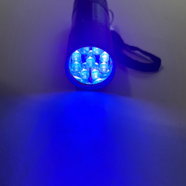 Mini 9 LED Counterfeit Detection UV Flashlight Ultraviolet Black Light Torch