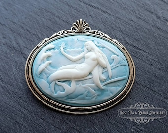 Mermaid Cameo Brooch - 4x4.5cm (1.57x1.77 Inches) - White Relief on Pale Blue Background - Antiqued Silvertone Base - Modern Vintage Style