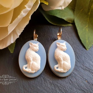 Cameo Cat Drop/Dangle Earrings - White/Blue - Leverback Closure - 3.7x1.9cm (1.45 x 0.74 Inches) - Bright Silver - Kawaii - Vintage Style