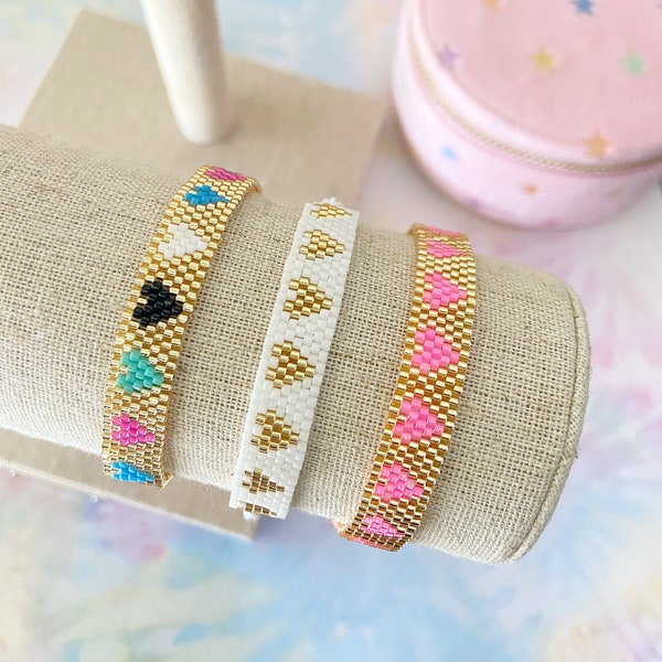 HEARTS Miyuki Bracelet, Weaved Seed Bead Bracelet, Heart Bracelets, Love Bracelet, Friendship Gift for Her, Trendy Bracelet, Boho Jewelry