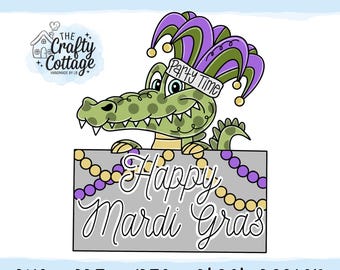 Op de afbeelding: Een cartoon alligator met een paarse en groene narrenhoed met de tekst "Party Time". De alligator houdt een bord vast met de tekst "Happy Mardi Gras" met paarse en gouden kralen. De woorden "Instant Color Download" staan bovenaan.