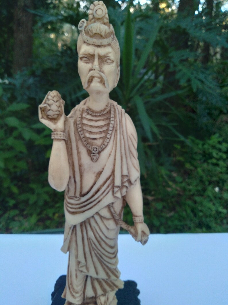 Vintage Chinese Carved Ivory Resin Asian Figurines Set of 2, Chinese