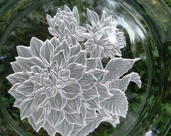 Hoya Crystal of Japan, Hoya Flower of the Month Engraved Crystal