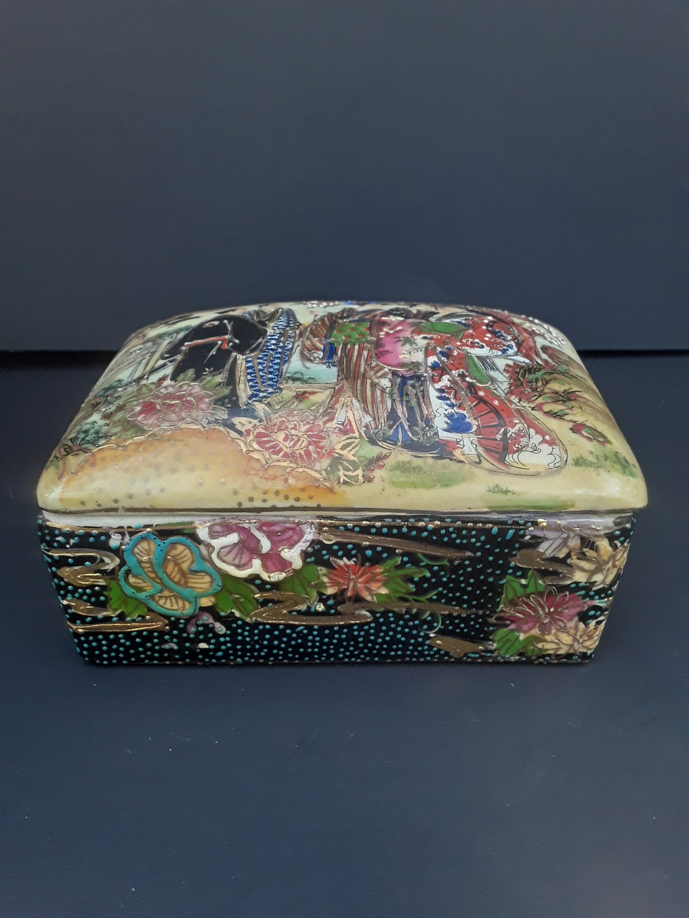 Jewelry Storage Satsuma Porcelain Trinket Box with Geisha Girls Storage & Organization