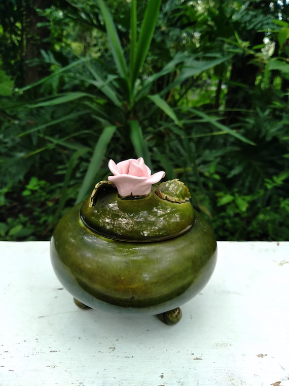 Green Footed  Porcelain Ceramic Trinket Dish with 