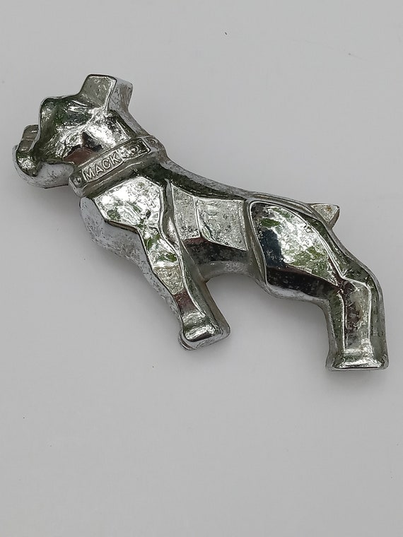 Mack Bulldog Side Mirror Emblems, #4MR2157-4MR2158, Mack