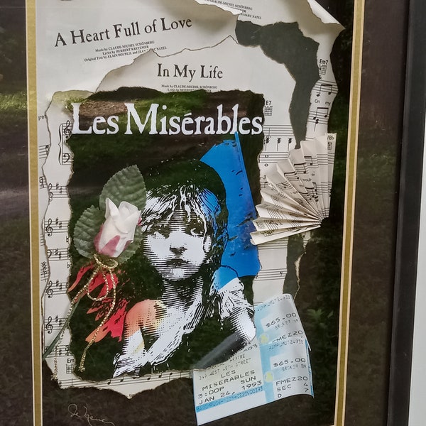 Broadway Theater Art Les Miserables Shadow Box, Victor Hugo les Miserables Memorabilia. With a Music Book