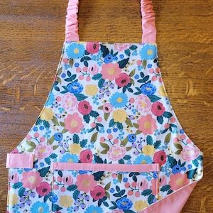 Rifle Paper Co. Fabric Apron, Girls Apron, Montessori Apron, Childs Apron, Children&#39;s Apron, Kid&#39;s Apron, Toddler Apron, Chore Apron