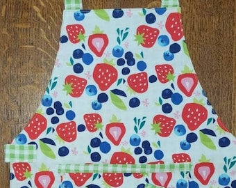 Toddler Apron, Boys Apron, Girls Apron, Strawberries, Blueberries, Montessori Apron, Reversible Apron, Kid's Apron, Gift for Kids, Cooking