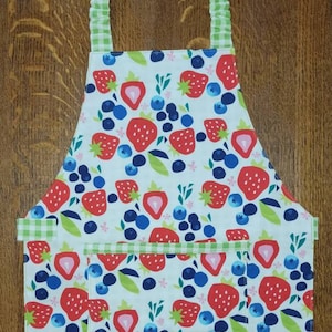 Toddler Apron, Boys Apron, Girls Apron, Strawberries, Blueberries, Montessori Apron, Reversible Apron, Kid's Apron, Gift for Kids, Cooking image 2