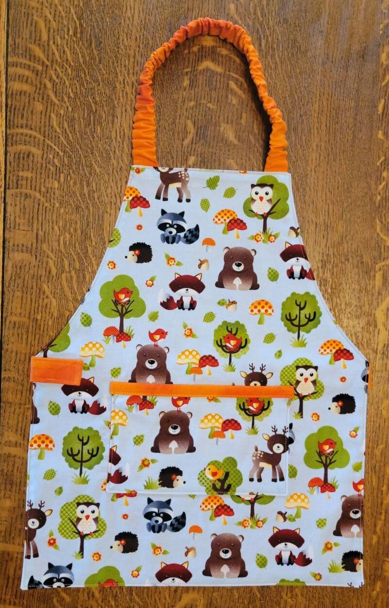 Boys Apron, Girls Apron, Toddler Apron, Reversible Apron, Kid's Apron, Children's Apron, Childs Apron, Forest Animal, Woodland, Mushroom