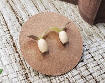 Small Plant Earrings. Plant Jewelry. Plant Mom. Plant Lover. Plant Addict. Monstera Plant. Plant Vibes. Botanical Earrings. Leaf Earrings.