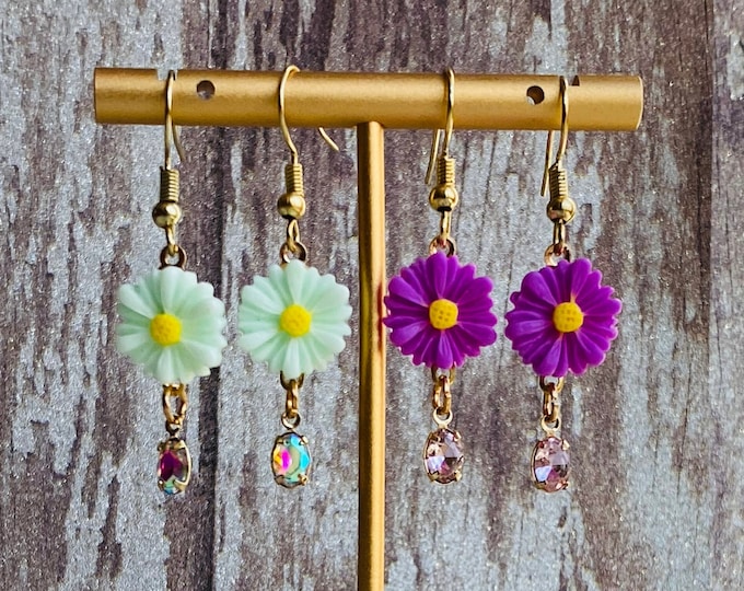 Daisy Droplet Earrings | Boho Dangle Jewelry | Flower Statement Gift for Her | Handmade Accessory