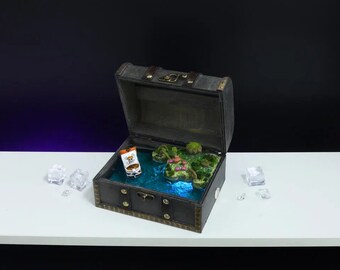 One Piece Going Merry box Lamp, Ocean Pirate Ship in Light Box, Epoxy Resin Lamp, Unique Creative Souvenir