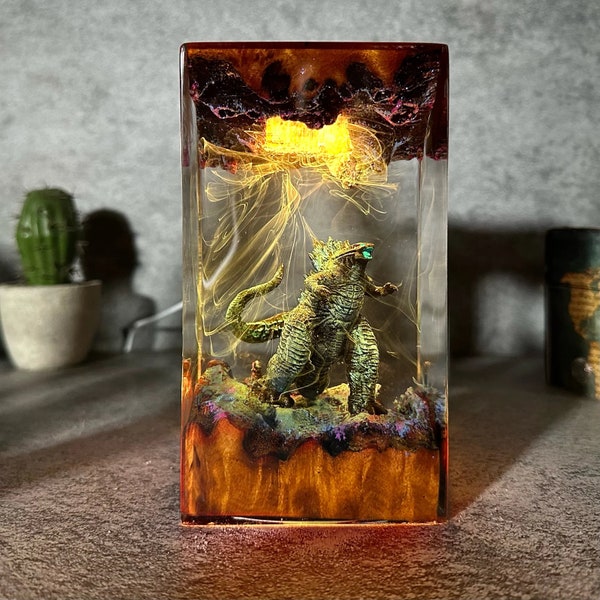 Godzilla monster resin lamp,Custom Epoxy Resin Lamp, Desktop Decorations,Resin Wood Art Lamp,gift for gamer,Personalized Diorama Gift