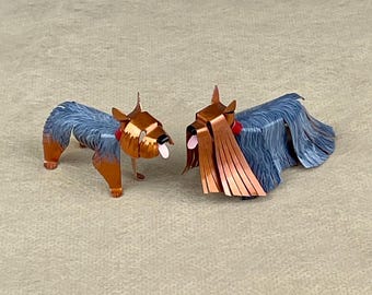 Escultura en miniatura de cobre de Yorkshire Terrier hecha a mano, figura coleccionable