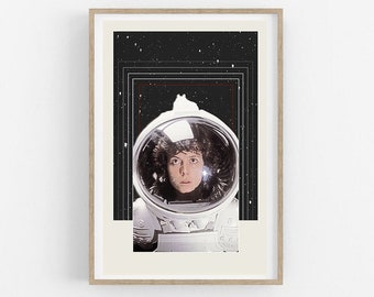 Alien Movie Poster: Minimalist Sci-Fi Art Print
