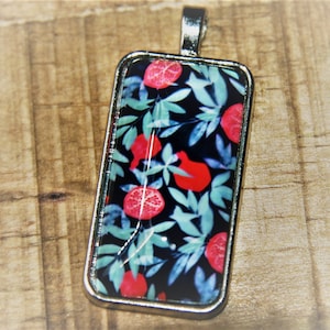 collana di frutta melograno cabochon