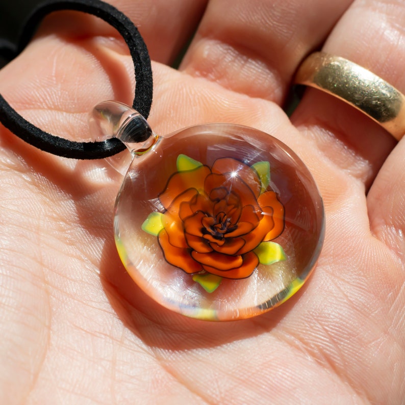 Blown Glass Flower Pendant Rose Necklace Gift - Blown Glass Flower Pendant Necklace Blown Glass Flower Pendant Rose Necklace Gift - Blown Glass Flower Pendant Necklace