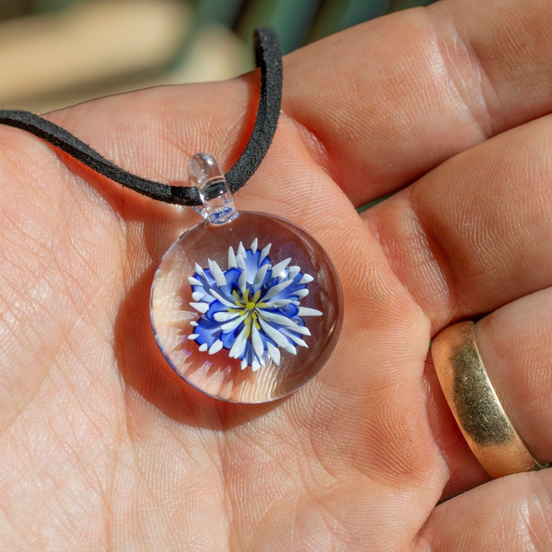 Unique Blown Glass Pendant Necklace Flower Jewelry - Blown Glass Flower Pendant Necklace Unique Blown Glass Pendant Necklace Flower Jewelry - Blown Glass Flower Pendant Necklace