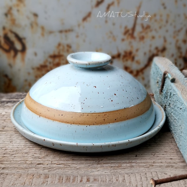 Ceramic round butter dish, pastell blue glaze with sand strip ,  food safe glaze ,  Dishwasher safe