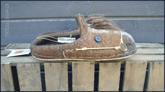 Men's horse slippers felted wool leather Warmer #horse svg horse  tack ,horse decor gift for men gift for sister gift for dad