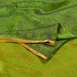 Saris vintage KreatvKraft, 100 % pure soie, saris indiens verts tissés, tissu artisanal spécial de 5 yards, création - sarongs, écharpes ou étoles recyclés