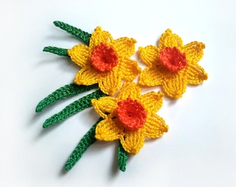 Crochet daffodil ~1.5 in, Spring flowers narcissus,  Crochet flower applique
