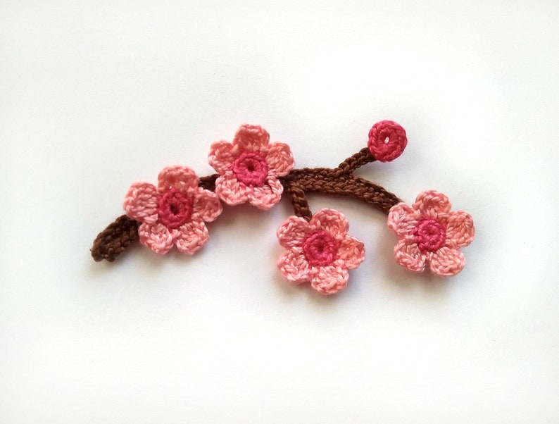 Crochet sakura fleur de cerise Crochet cerisier branche fleurs de cerisier japonais Fleurs de fleurs japonaises Sakura image 1