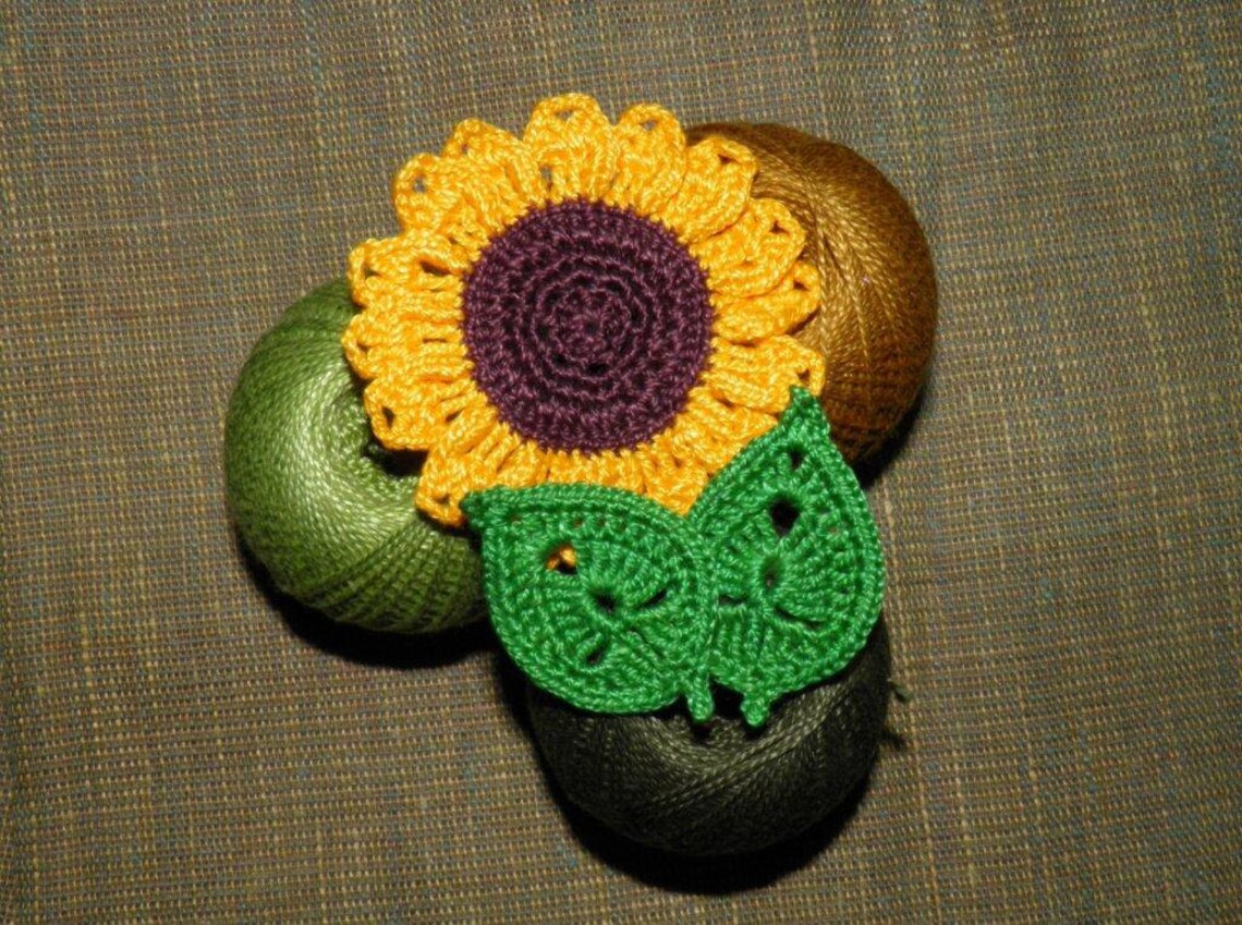 Set of 3 Crocheted Sunflower With Leaves Flower Applique Etsy